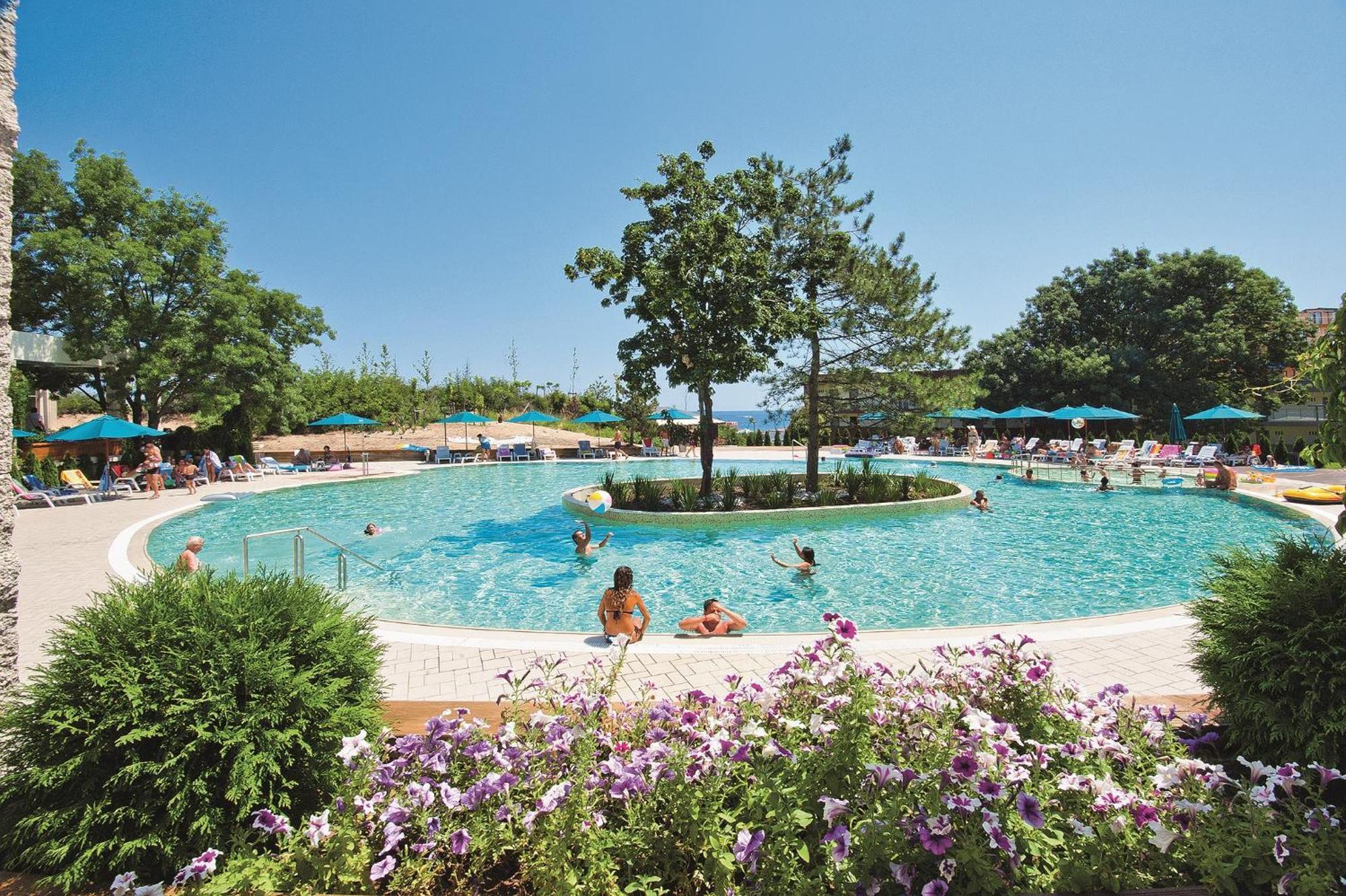 Jeravi Club Hotel Primorsko Ngoại thất bức ảnh