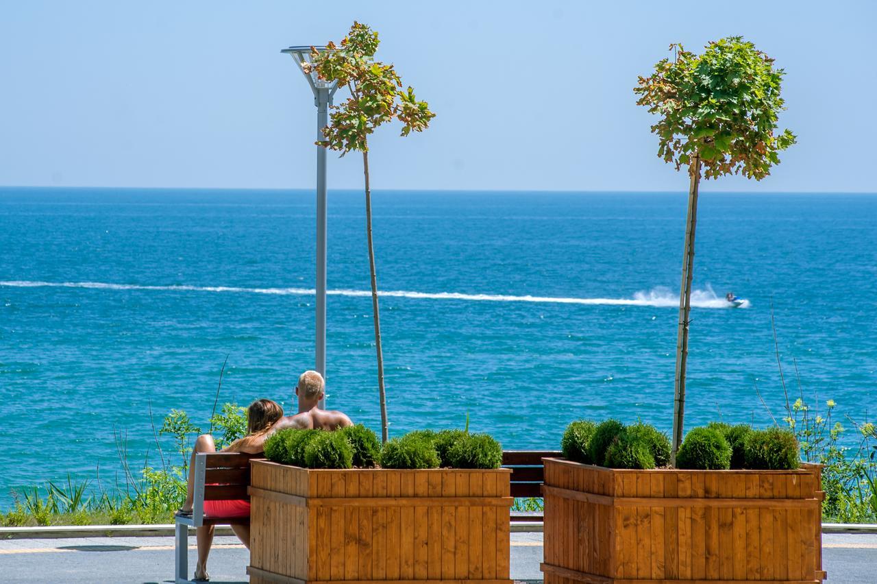 Jeravi Club Hotel Primorsko Ngoại thất bức ảnh